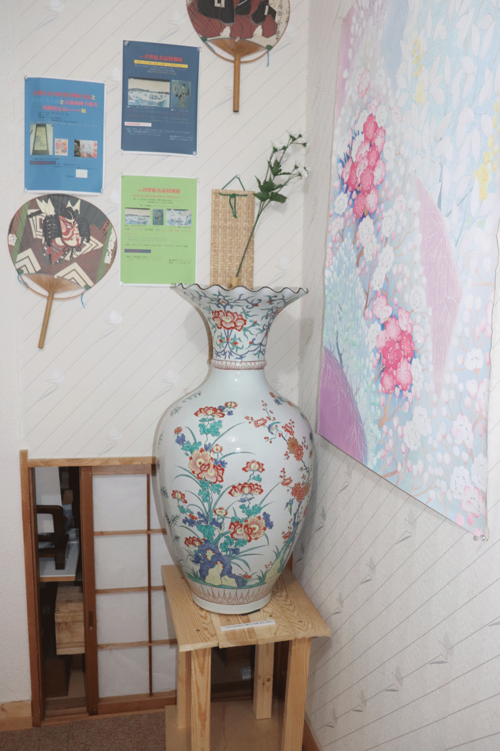 萩谷巌　花瓶とバラの油彩画、小さな作品ですが、傑作です 美術品・アンティーク・コレクション
